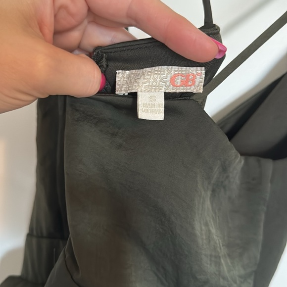 Olive Army Green Sleeveless Romper - Picture 8 of 16